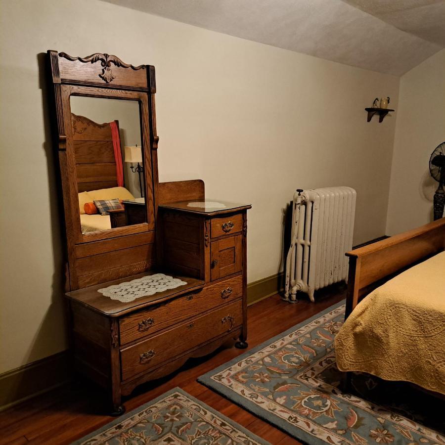 טרה הוט Harriott House, The Gallery Forest Room מראה חיצוני תמונה
